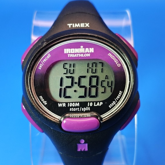 Vintage 1998 Ironman Triathlon Indiglo 39mm Women's Quartz Sport Watch 100M - Picture 1 of 9